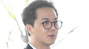 �۹�ȣ, �ν� ���� ���� �⼮ ������ �ݼ��ϰ� �ִ١� 