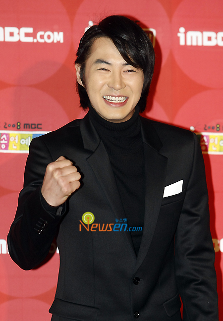 김제동-서인영 이어 전진까지 ‘야심만만2’ 하차 - 손에 잡히는 뉴스 눈에 보이는 뉴스 - 뉴스엔