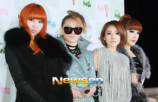 ‘위탄’ 해외지원자 오디션곡 1위 2NE1 ‘아파’ - 손에 잡히는 뉴스 눈에 보이는 뉴스 - 뉴스엔