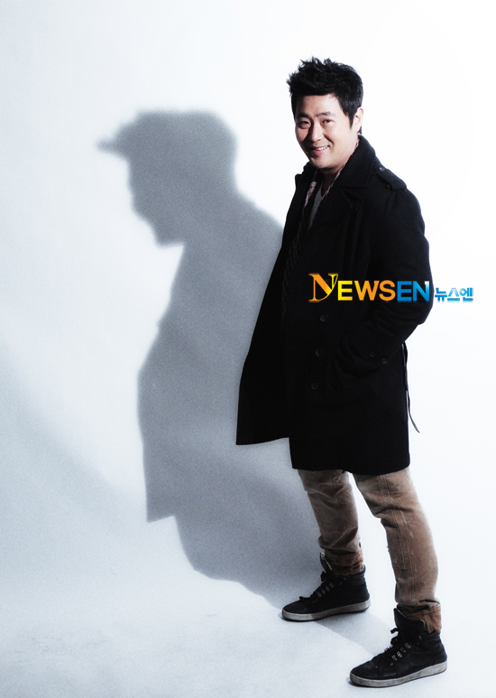 차현우 “친형 하정우..숨기고 싶은 존재였다”(인터뷰) - 손에 잡히는 뉴스 눈에 보이는 뉴스 - 뉴스엔