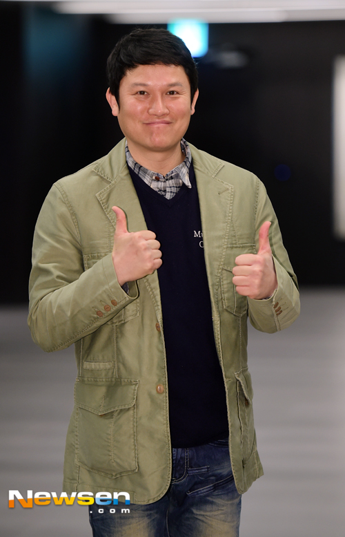 [포토엔]강성진, 장영실 따따봉 재밌어요~ - 손에 잡히는 뉴스 눈에 보이는 뉴스 - 뉴스엔