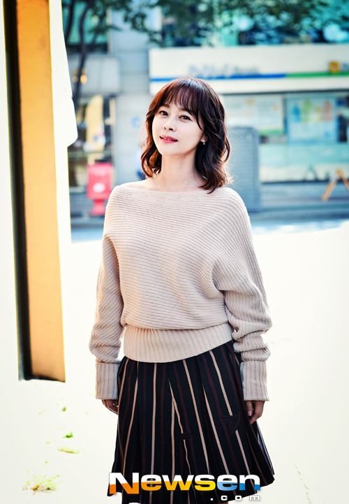 ‘달의 연인’ 우희진 “바보역할 하고싶은데, 왜 안들어오죠?”(인터뷰②) - 손에 잡히는 뉴스 눈에 보이는 뉴스 - 뉴스엔