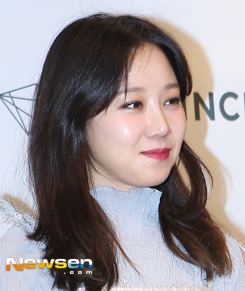 [포토엔]공효진 ‘언제나 리즈 미모’ - 손에 잡히는 뉴스 눈에 보이는 뉴스 - 뉴스엔