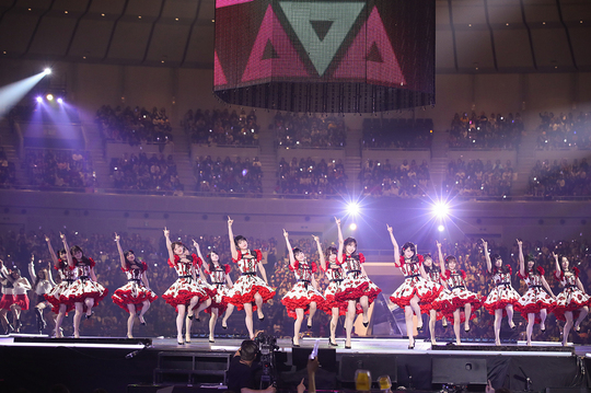 [포토엔HD] AKB48 ‘빈틈없는 무대’ - 손에 잡히는 뉴스 눈에 보이는 뉴스 - 뉴스엔