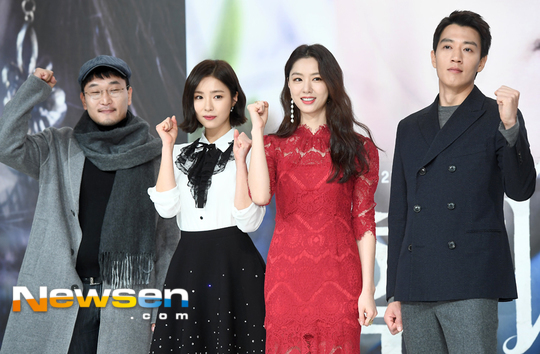 [포토엔HD] KBS 2TV 새 수목드라마 ‘흑기사’ 기대만발 주역들 - 손에 잡히는 뉴스 눈에 보이는 뉴스 - 뉴스엔