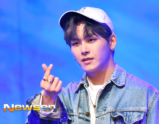 “편견 없길” 인피니트 아닌 호야, 은둔생활 끝 홀로서기 통할까(종합) - 손에 잡히는 뉴스 눈에 보이는 뉴스 - 뉴스엔