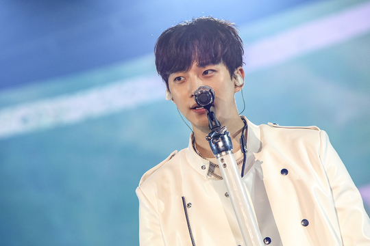 2PM 준호, 단독콘서트서 눈물 “2PM과 팬, 내 청춘의 모든 것” - 손에 잡히는 뉴스 눈에 보이는 뉴스 - 뉴스엔
