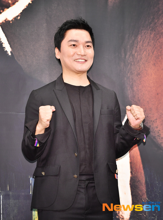 조재윤 ‘마음이 훈훈해지는 표정’ [포토엔HD] - 손에 잡히는 뉴스 눈에 보이는 뉴스 - 뉴스엔