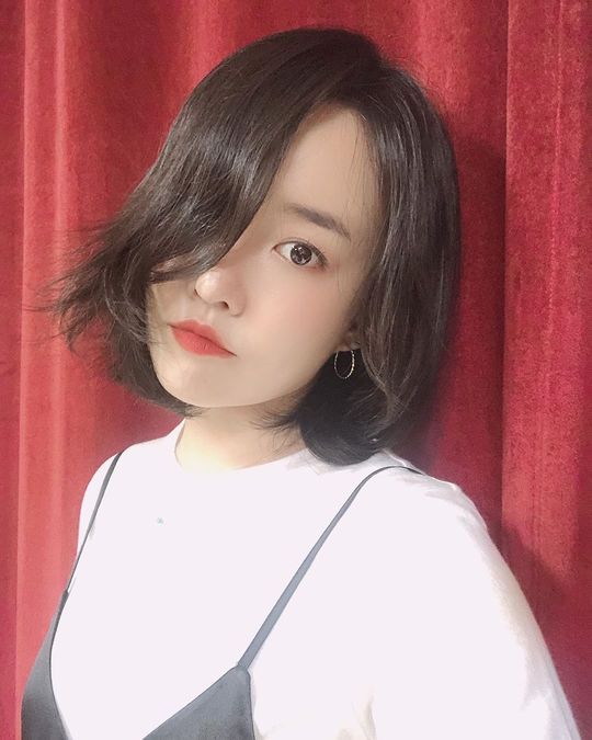 “작위적 구도” 윤하, 시선강탈 매혹+시크 분위기[SNS★컷] - 손에 잡히는 뉴스 눈에 보이는 뉴스 - 뉴스엔