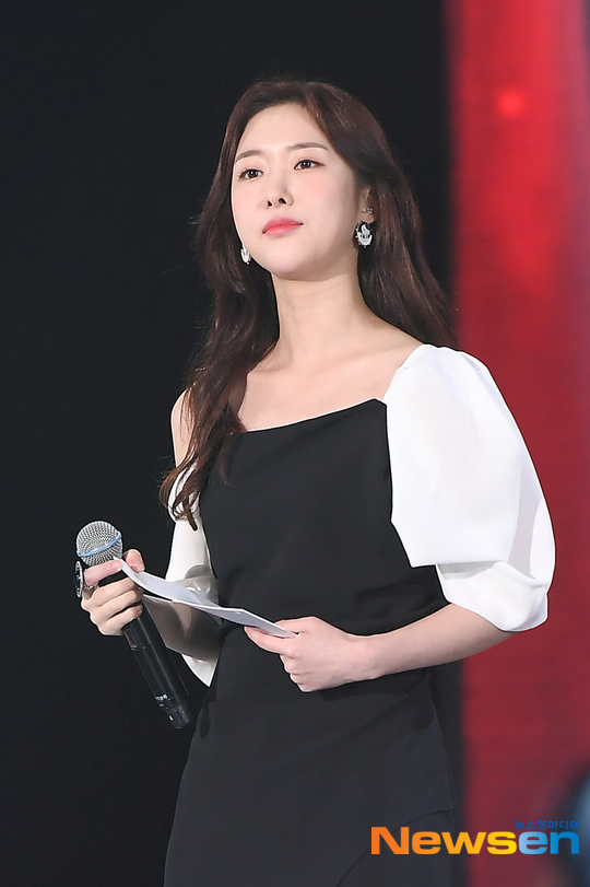 조승희, 무대에서 빛나는 여배우 미모[포토엔HD] - 손에 잡히는 뉴스 눈에 보이는 뉴스 - 뉴스엔