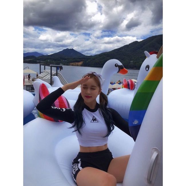 우주소녀 다영, 이 몸매 실화? 탄탄 복근+잘록 허리로 섹시美↑[SNS★컷] - 손에 잡히는 뉴스 눈에 보이는 뉴스 - 뉴스엔