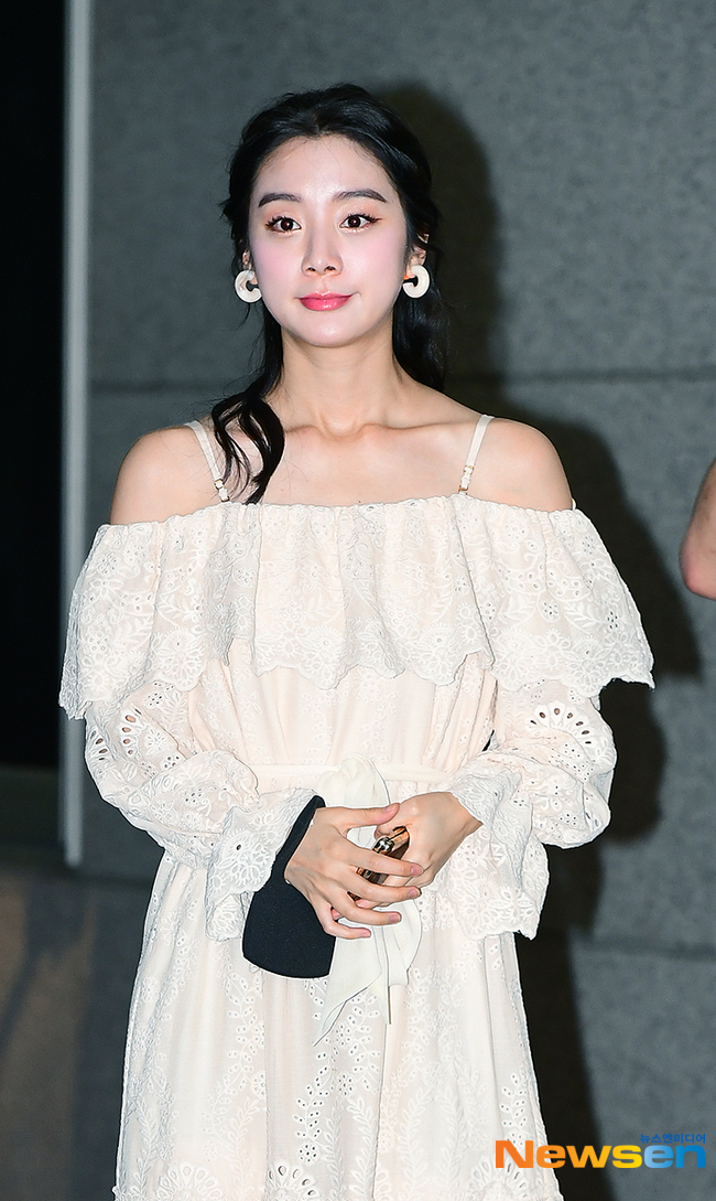 원더걸스 혜림, 시원시원한 패션[포토엔HD] - 손에 잡히는 뉴스 눈에 보이는 뉴스 - 뉴스엔