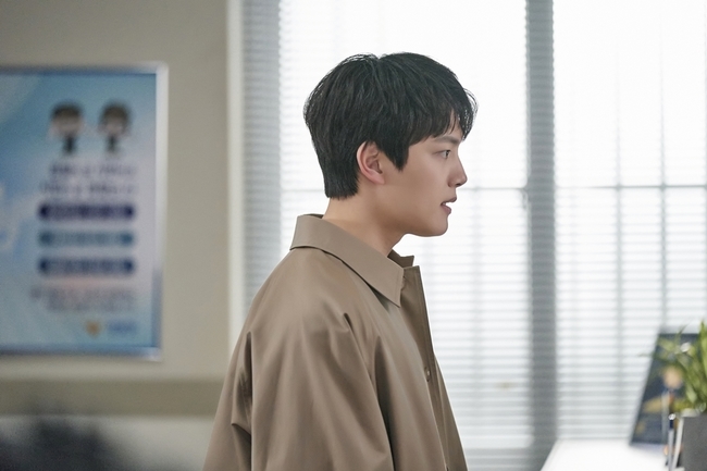 드라마 '괴물' 속 여진구의 깊이 있는 연기
