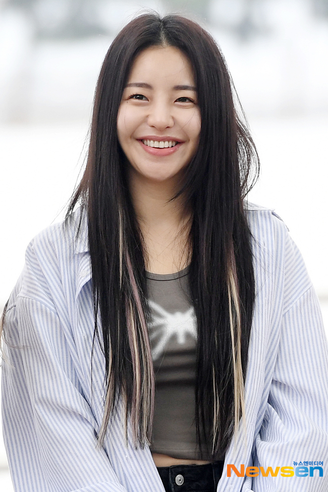 브레이브걸스 유정 ‘만개한 꽃미소’[포토엔HD] - 손에 잡히는 뉴스 눈에 보이는 뉴스 - 뉴스엔