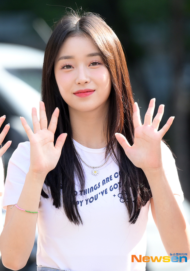 스테이씨 수민, 뮤직뱅크 출근해요~[포토엔HD] - 손에 잡히는 뉴스 눈에 보이는 뉴스 - 뉴스엔