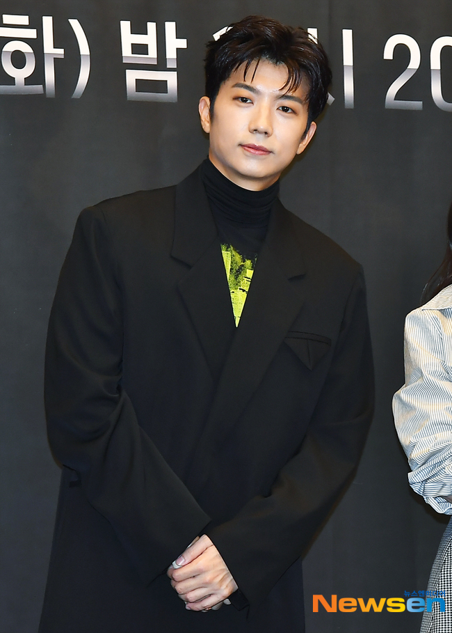 2PM 장우영, 매력이 솔솔~ [포토엔HD] - 손에 잡히는 뉴스 눈에 보이는 뉴스 - 뉴스엔
