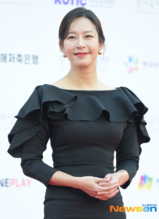 정애연, 우아한 미소[포토엔HD] - 손에 잡히는 뉴스 눈에 보이는 뉴스 - 뉴스엔