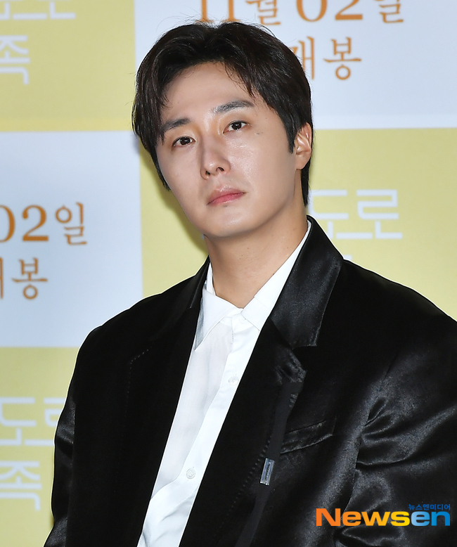 정일우, 오랜만에 스크린 나들이 [포토엔HD] - 손에 잡히는 뉴스 눈에 보이는 뉴스 - 뉴스엔