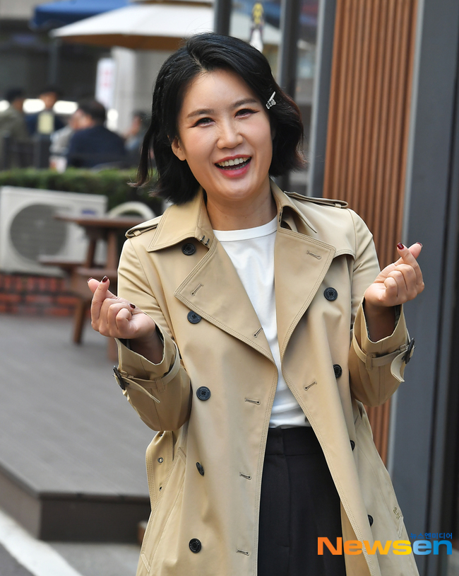 풍금, 예쁨이 가득한 포즈 [포토엔HD] - 손에 잡히는 뉴스 눈에 보이는 뉴스 - 뉴스엔