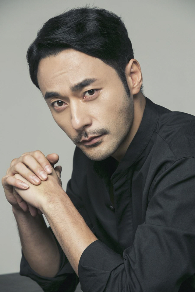 윤주만, 재믹스씨앤비와 전속계약 체결‥전광렬·이기영과 한솥밥 - 뉴스 썸네일 이미지