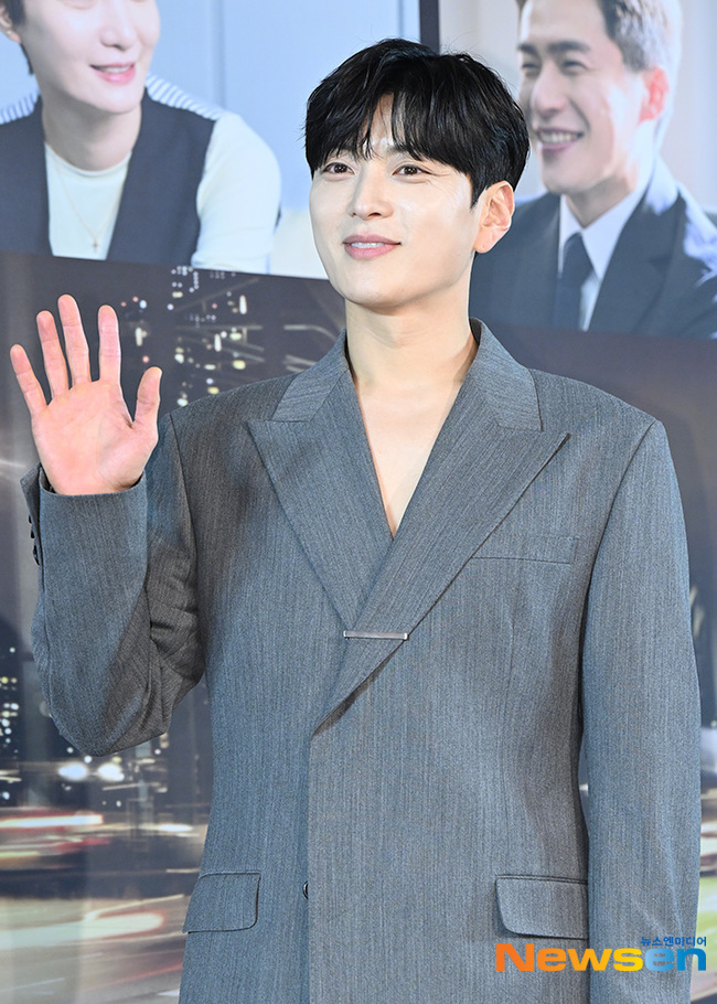 장승조 측 “‘이제 곧 죽습니다’ 긍정검토중”[공식입장] - 손에 잡히는 뉴스 눈에 보이는 뉴스 - 뉴스엔