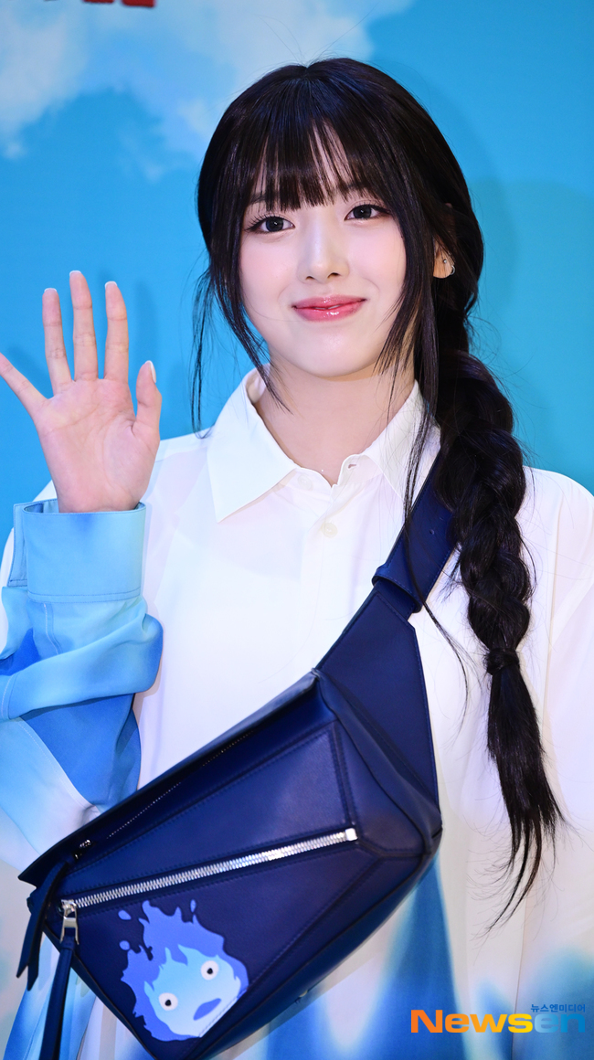 엔믹스 지우, 반짝이는 미모[포토엔HD] - 손에 잡히는 뉴스 눈에 보이는 뉴스 - 뉴스엔