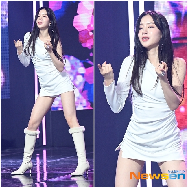 우아 우연, ‘바라만 봐도 심쿵’ 물오른 청순美 [포토엔HD 화보] - 손에 잡히는 뉴스 눈에 보이는 뉴스 - 뉴스엔