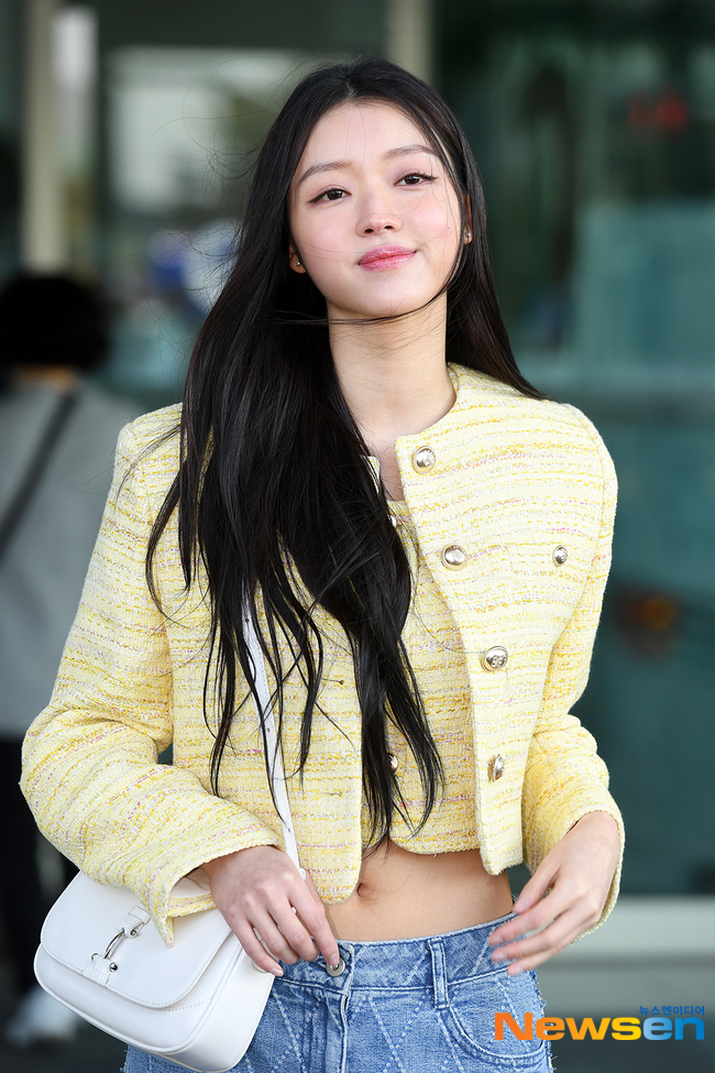 오마이걸 유아 ‘공항에서 이미 화보 완성’[포토엔HD] - 손에 잡히는 뉴스 눈에 보이는 뉴스 - 뉴스엔