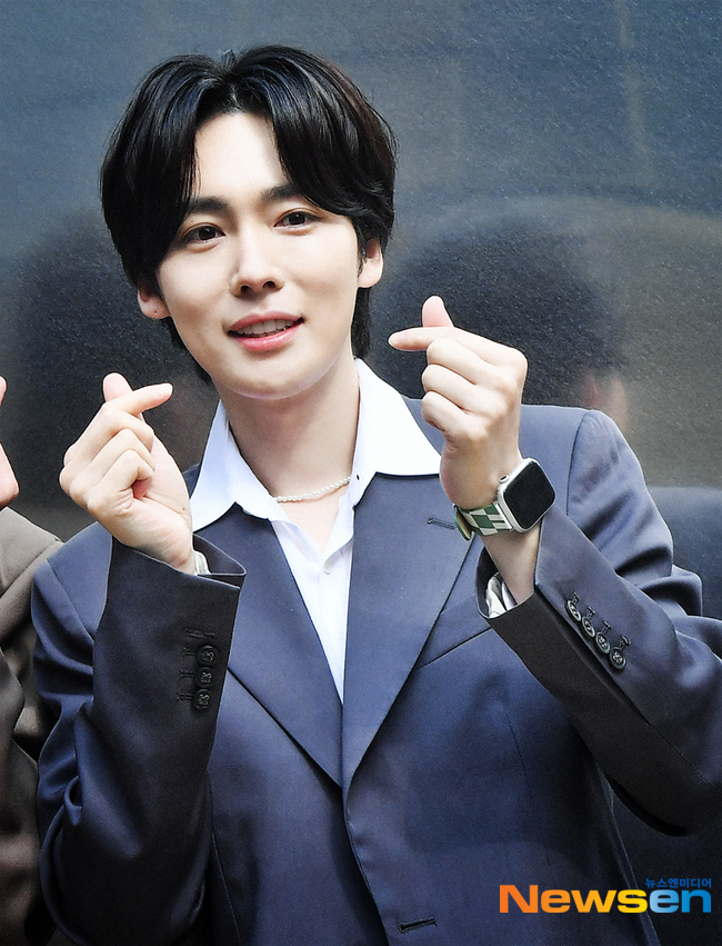 위너 김진우, 밝은 에너지가톡톡 [포토엔HD] - 손에 잡히는 뉴스 눈에 보이는 뉴스 - 뉴스엔