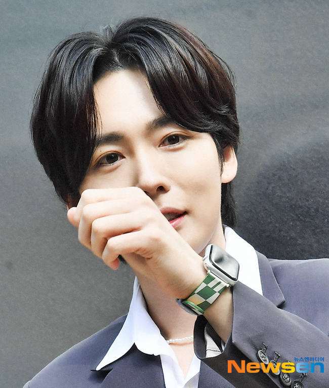 위너 김진우, 매너있는시선 [포토엔HD] - 손에 잡히는 뉴스 눈에 보이는 뉴스 - 뉴스엔