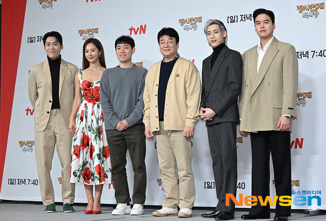 ‘장사천재 백사장’ 해외장사 주역들 [포토엔HD] - 손에 잡히는 뉴스 눈에 보이는 뉴스 - 뉴스엔