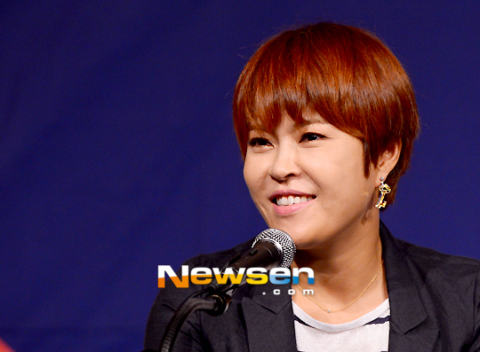 조혜련 “‘골때녀’ 촬영중 십자인대 80% 끊어져, 휠체어 타고 이스라엘行”(위라클) - 손에 잡히는 뉴스 눈에 보이는 뉴스 - 뉴스엔
