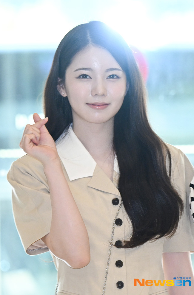니쥬 아야카, 눈부신 하트 [포토엔HD] - 손에 잡히는 뉴스 눈에 보이는 뉴스 - 뉴스엔