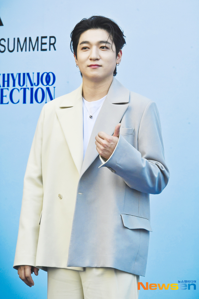 데이식스(DAY6) 성진, 돋보이는 포즈 [포토엔HD] - 손에 잡히는 뉴스 눈에 보이는 뉴스 - 뉴스엔