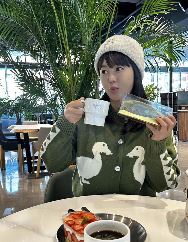 싱글맘 박연수 “17년간 지아 지욱 엄마로 살아, 돈 벌자” 열일 의지 - 손에 잡히는 뉴스 눈에 보이는 뉴스 - 뉴스엔