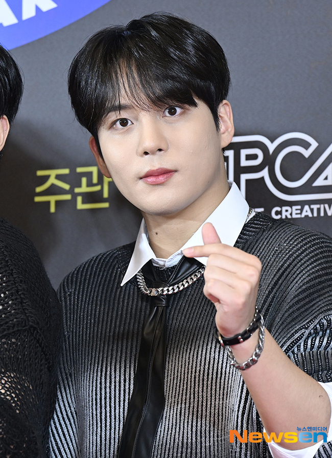 에이티즈 종호, ‘최종호 하트폼 미쳤다’ [포토엔HD] - 손에 잡히는 뉴스 눈에 보이는 뉴스 - 뉴스엔