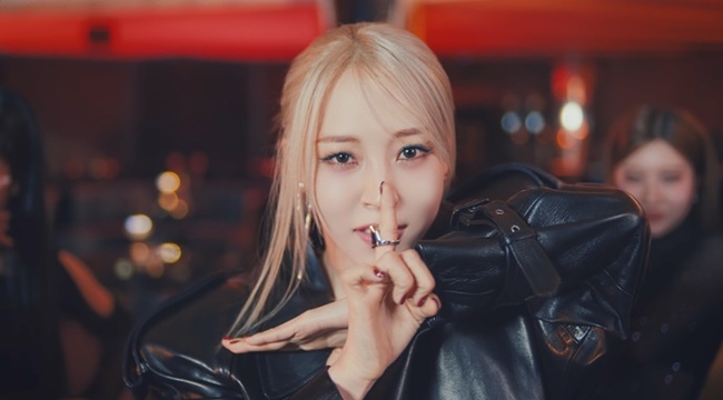 문별, 당신을 들썩이게 만드는 21세기 뮤즈 ‘TOUCHIN&MOVIN’ [들어보고서] - 손에 잡히는 뉴스 눈에 보이는 뉴스 ...