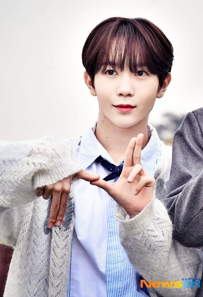 NCT WISH 료, 눈에 확 띄는 멋짐 [포토엔HD] - 손에 잡히는 뉴스 눈에 보이는 뉴스 - 뉴스엔