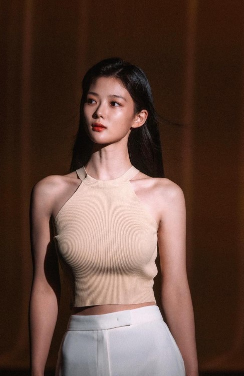 »çÁø=±èÀ¯Á¤ ¼Ò¼È¹Ìµð¾î ĸó