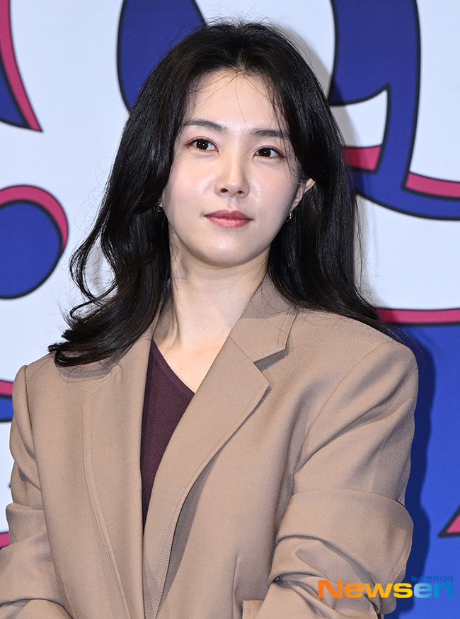 강지영 아나운서, 물오른 미모 [포토엔HD] - 손에 잡히는 뉴스 눈에 보이는 뉴스 - 뉴스엔