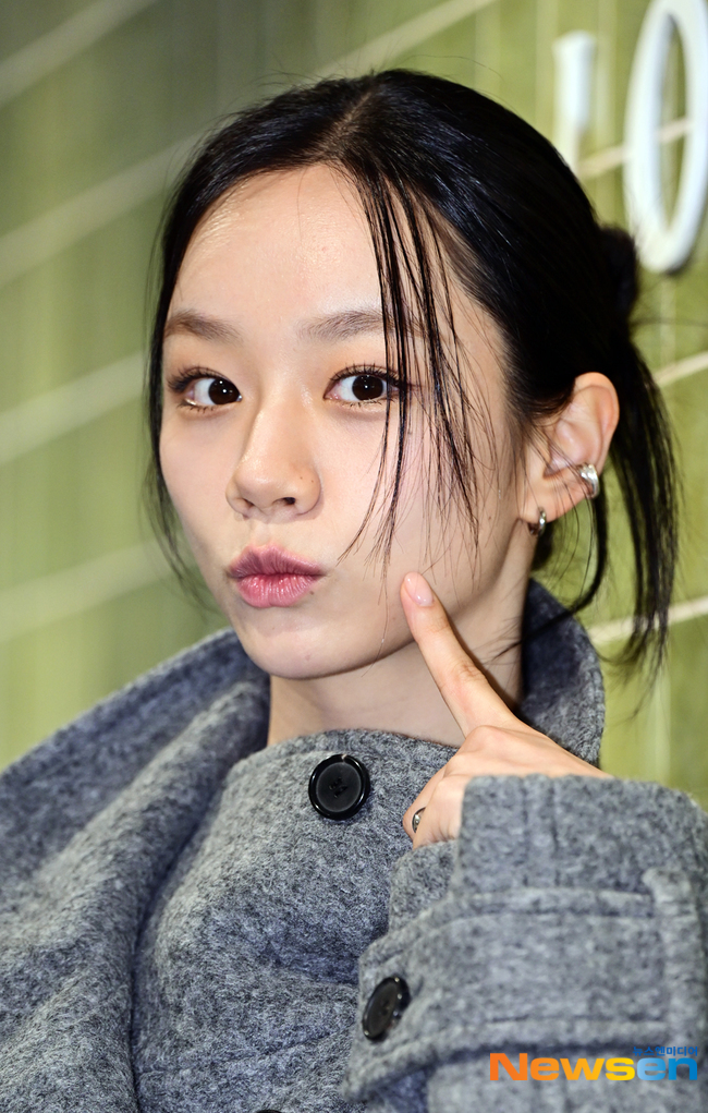 혜리, 입술 내미는 볼 콕[포토엔HD] - 손에 잡히는 뉴스 눈에 보이는 뉴스 - 뉴스엔