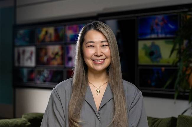 매기 강 감독, 9월 한국 찾는다…‘케데헌’ 글로벌 신드롬 비결 - 손에 잡히는 뉴스 눈에 보이는 뉴스 - 뉴스엔