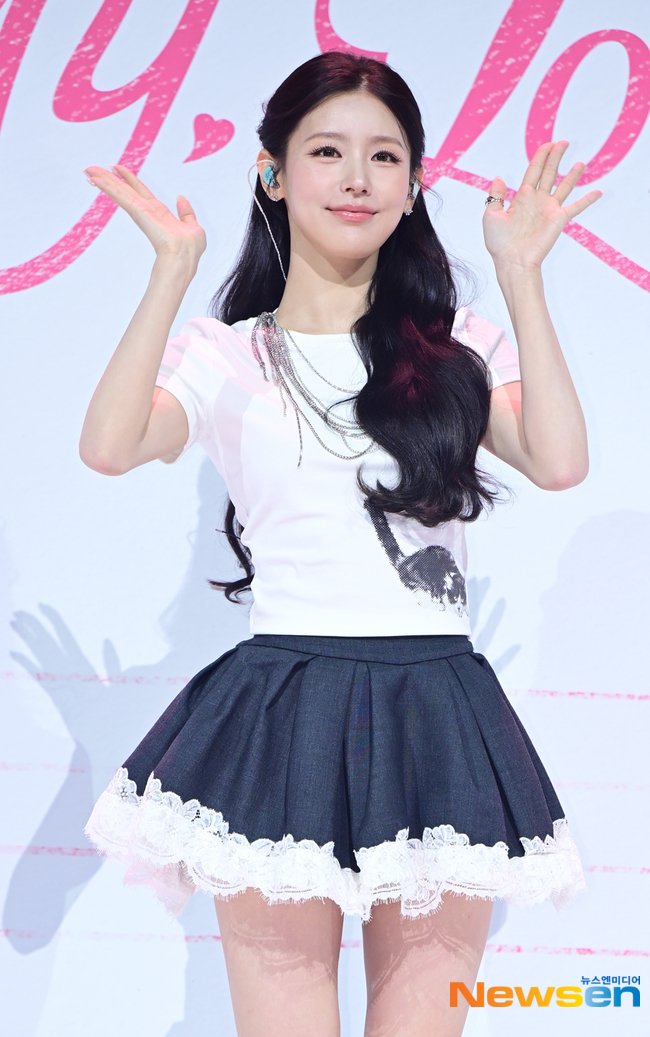 »çÁø=¹Ì¿¬, ´º½º¿£ Ç¥¸íÁß ±âÀÚ