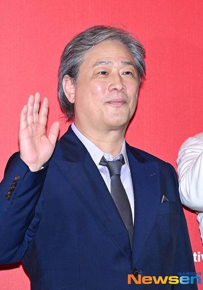 ¹ÚÂù¿í °¨µ¶(´º½º¿£DB)