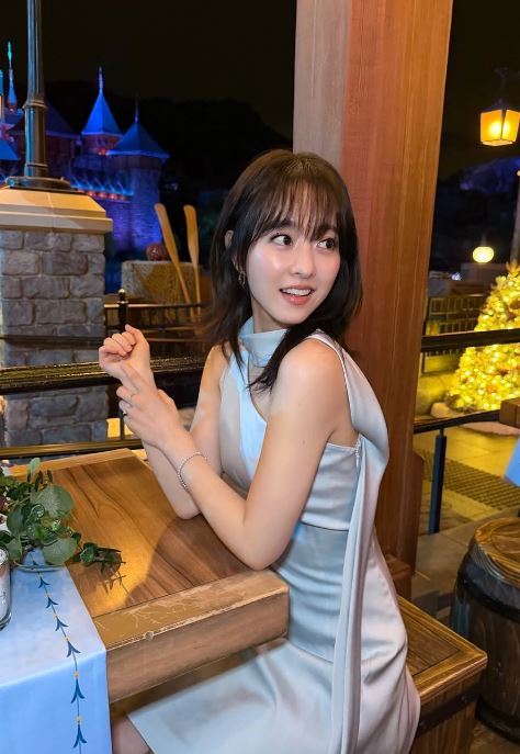 송혜교도 좋아요 눌렀다, 연예계 최강동안 '박보영' 또 레전드 쓴 방... - 뉴스 썸네일 이미지