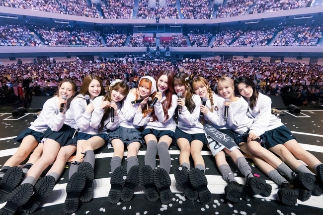 사진=JYP엔터테인먼트, Sony Music Labels Inc.