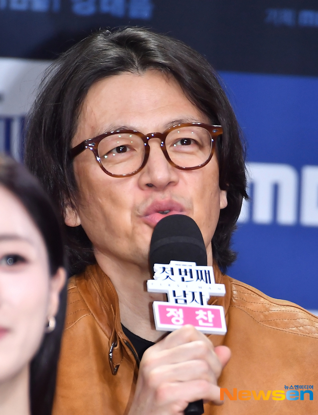 정찬, 존재감 넘치는 인사말 [포토엔HD] - 손에 잡히는 뉴스 눈에 보이는 뉴스 - 뉴스엔