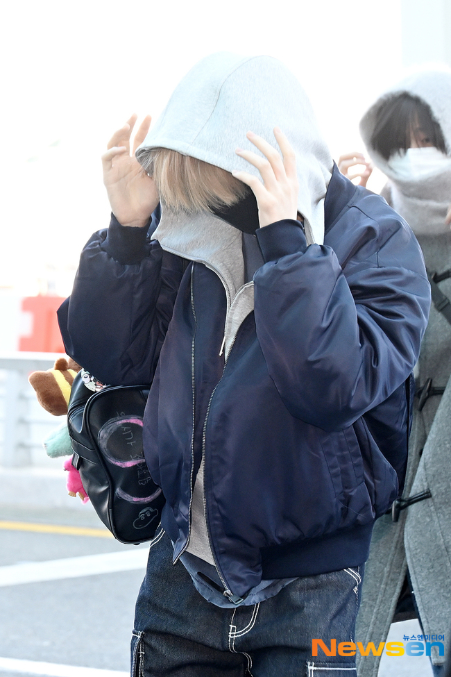 NCT WISH 사쿠야 '가방에 새겨진... 위시가 죠아요b'[포토엔HD] - 뉴스 썸네일 이미지