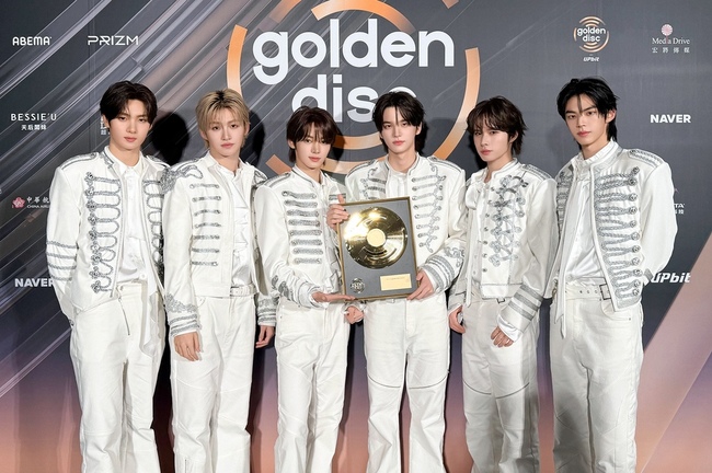 ����=�÷��� �������θ�Ʈ 