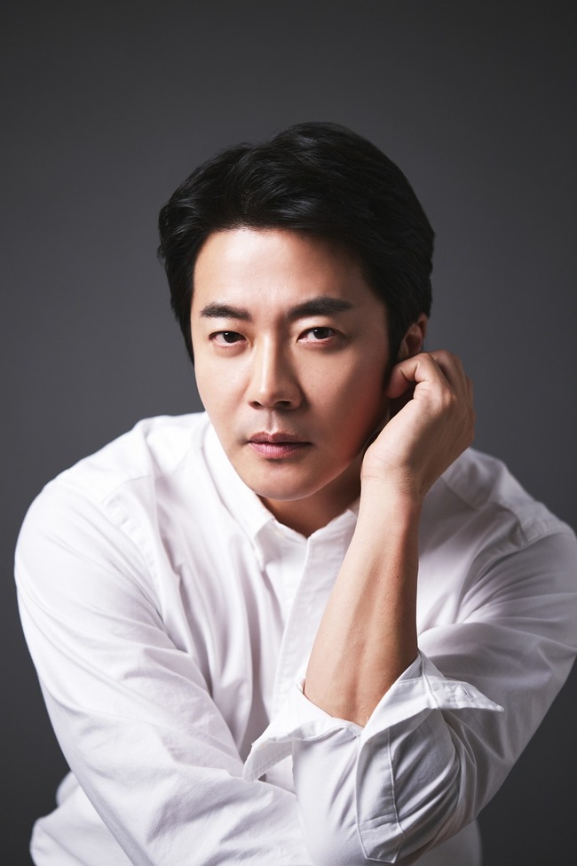 �����۴� ����